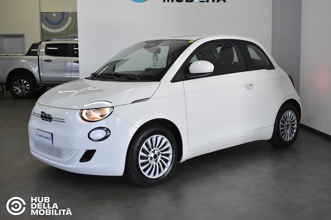FIAT 500e Berlina 23,8 kWh