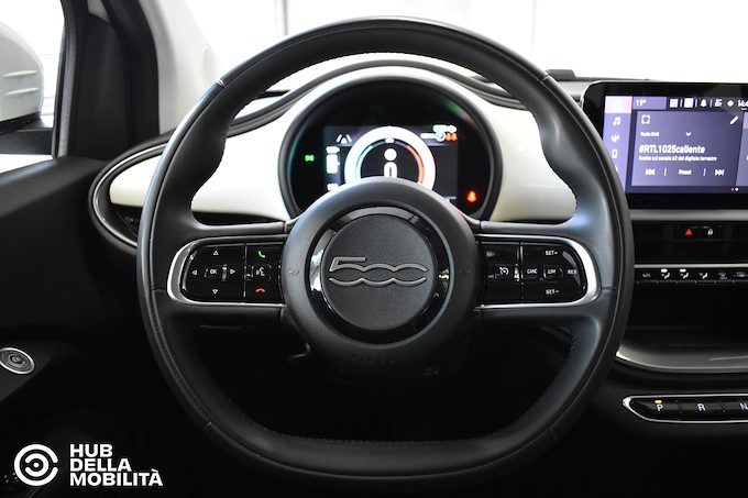 FIAT 500e Berlina 23,8 kWh