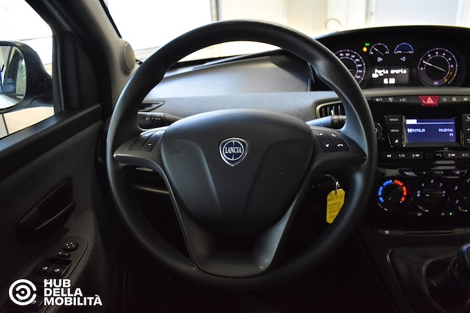 LANCIA Ypsilon 1.0 FireFly 5 porte S&S Hybrid Silver Plus