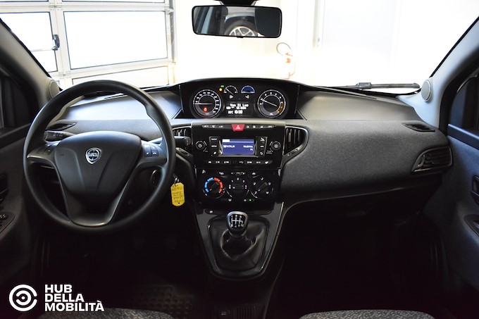 LANCIA Ypsilon 1.0 FireFly 5 porte S&S Hybrid Silver Plus