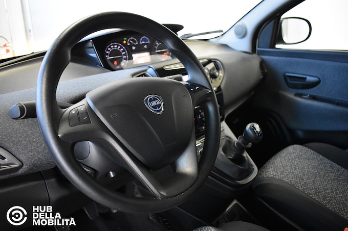 LANCIA Ypsilon 1.0 FireFly 5 porte S&S Hybrid Silver Plus