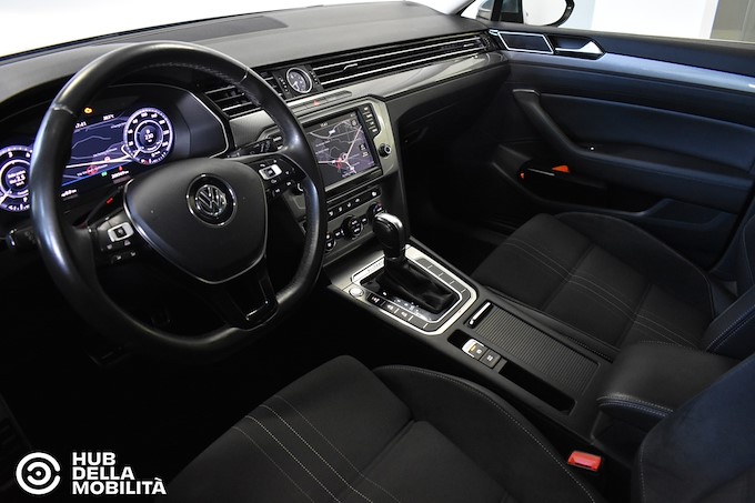 VOLKSWAGEN Passat Business Alltrack 2.0 TDI 190 CV 4MOTION DSG Exec.BMT