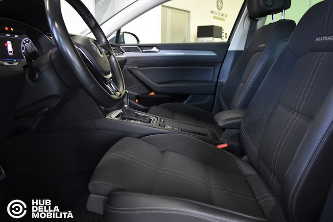 VOLKSWAGEN Passat Business Alltrack 2.0 TDI 190 CV 4MOTION DSG Exec.BMT