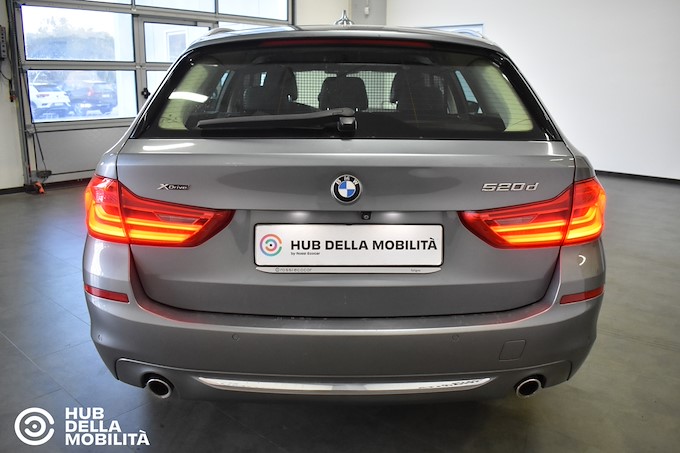 BMW 520d xDrive Touring Luxury