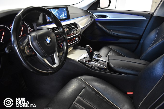 BMW 520d xDrive Touring Luxury