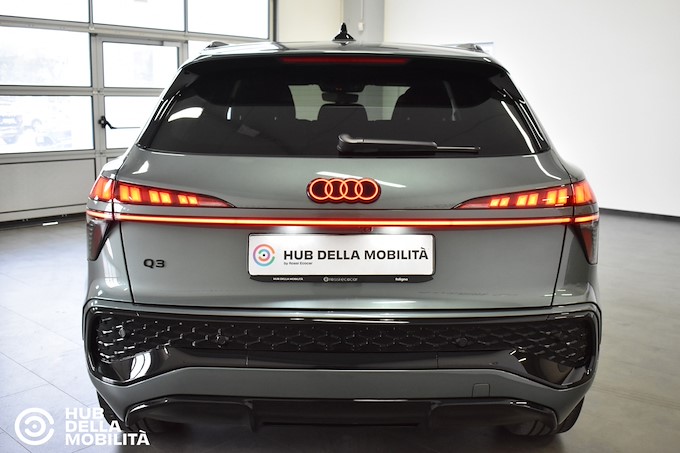 AUDI Q3 TDI 110 kW S tronic S Line edition