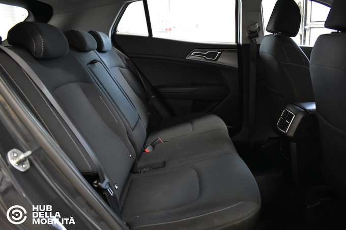 KIA Sportage 1.6 CRDi MHEV DCT Business