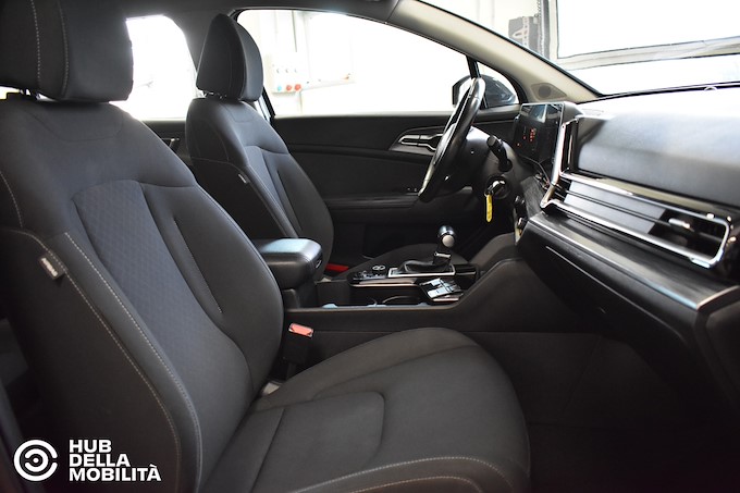 KIA Sportage 1.6 CRDi MHEV DCT Business