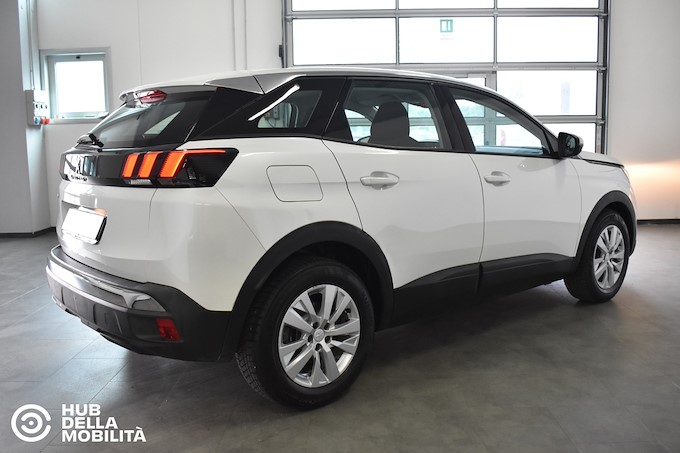 PEUGEOT 3008 BlueHDi 130 S&S EAT8 Business