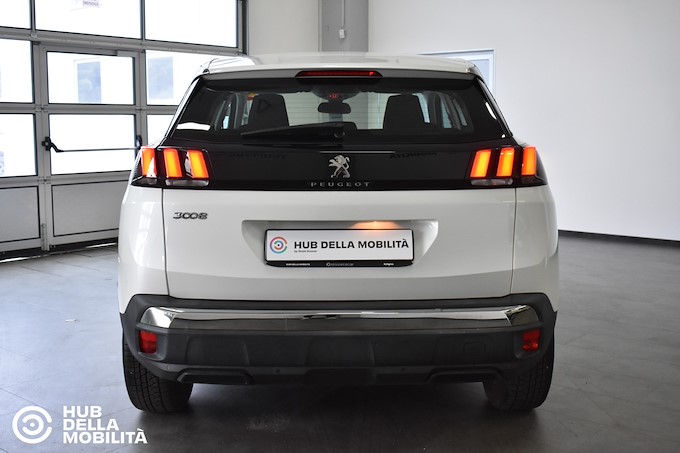 PEUGEOT 3008 BlueHDi 130 S&S EAT8 Business