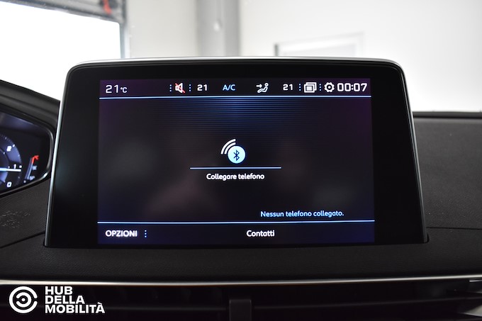 PEUGEOT 3008 BlueHDi 130 S&S EAT8 Business