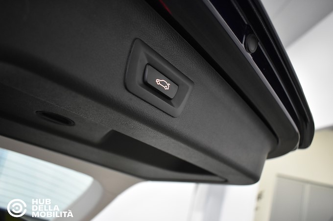 BMW 520d 48V Touring Business