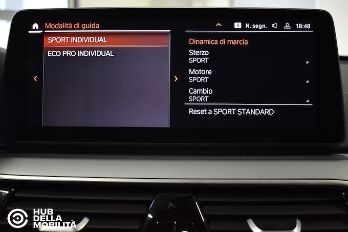 BMW 520d 48V Touring Business