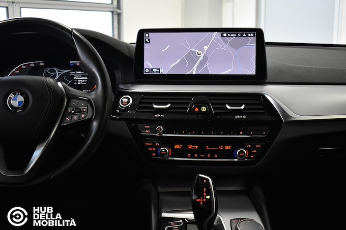 BMW 520d 48V Touring Business