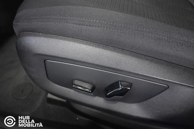 BMW 520d 48V Touring Business