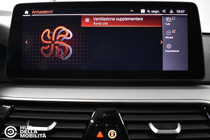 BMW 520d 48V Touring Business