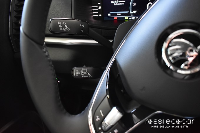 SKODA KAROQ 2.0 TDI EXECUTIVE 4X4 DSG