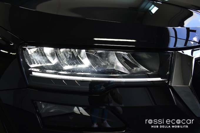 SKODA KAROQ 2.0 TDI EXECUTIVE 4X4 DSG