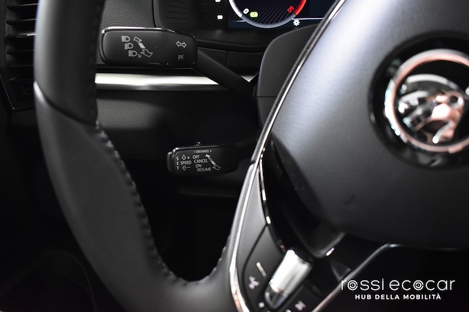 SKODA KAROQ 2.0 TDI EXECUTIVE DSG