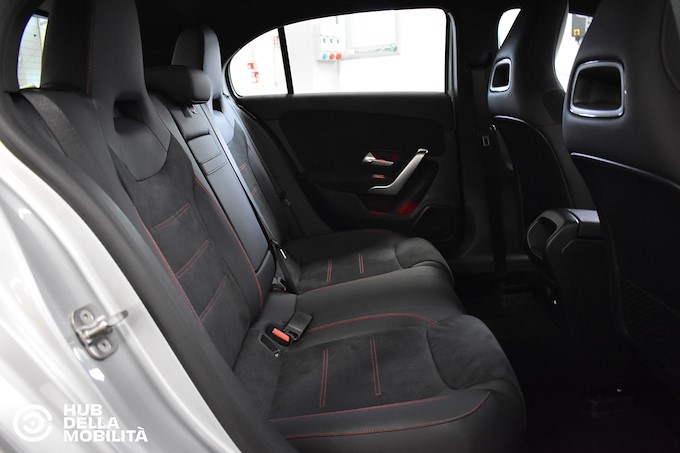 A 180 D AMG LINE ADVANCED PLUS