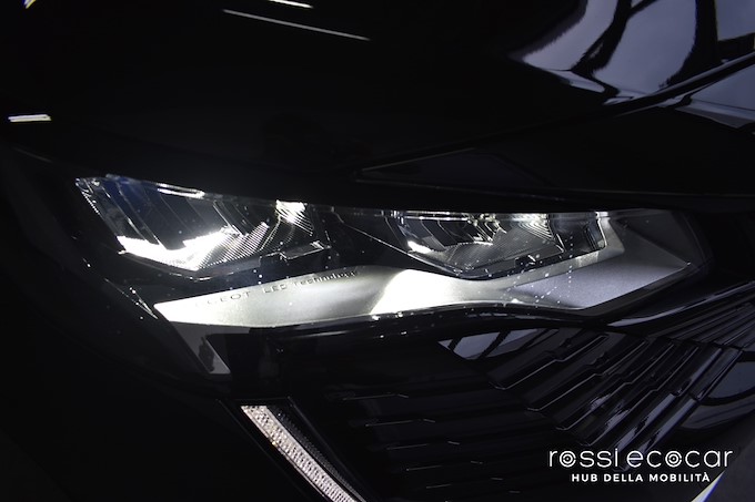 PEUGEOT 5008 BLUEHDI ALLURE AT8 130 CV 7 POSTI