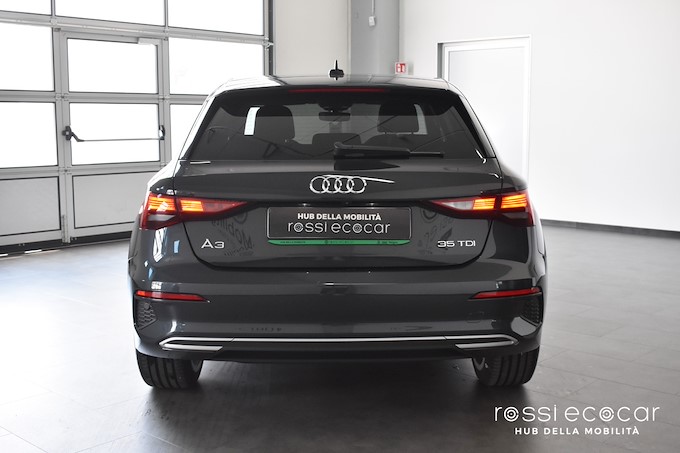AUDI A3 35 TDI SBK S-TRONIC BUSINESS ADVANTAGE