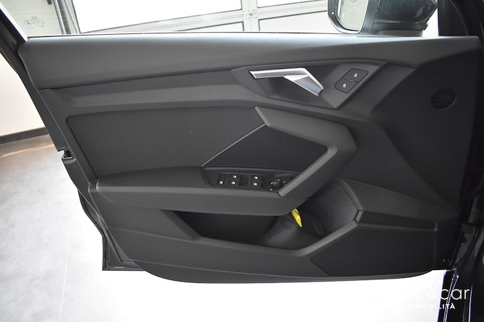 AUDI A3 35 TDI SBK S-TRONIC BUSINESS ADVANTAGE