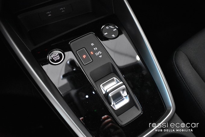 AUDI A3 35 TDI SBK S-TRONIC BUSINESS ADVANTAGE