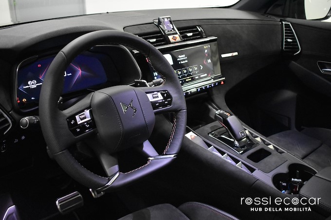 DS7 CROSSBACK BLUE HDI 130 CV PERFORMANCE LINE +