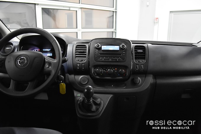 OPEL VIVARO 1.6 BiTurbo 6 POSTI