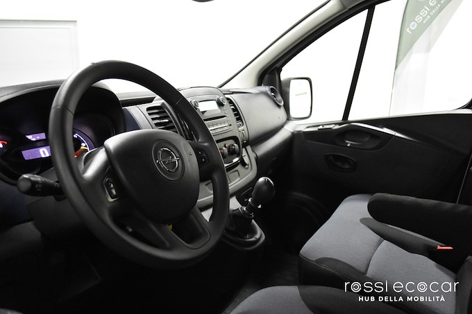 OPEL VIVARO 1.6 BiTurbo 6 POSTI