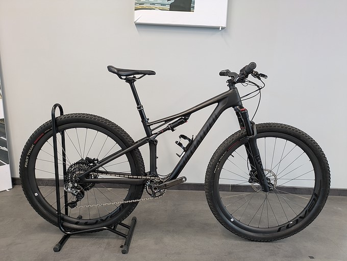 SPECIALIZED EPIC EXPERT 2019
