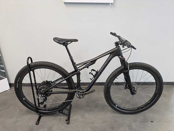 SPECIALIZED EPIC EXPERT 2019
